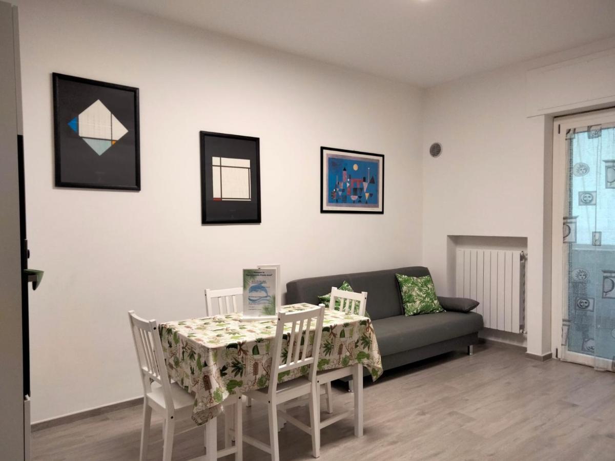 Appartamento Fronte Mare เปสการา ภายนอก รูปภาพ
