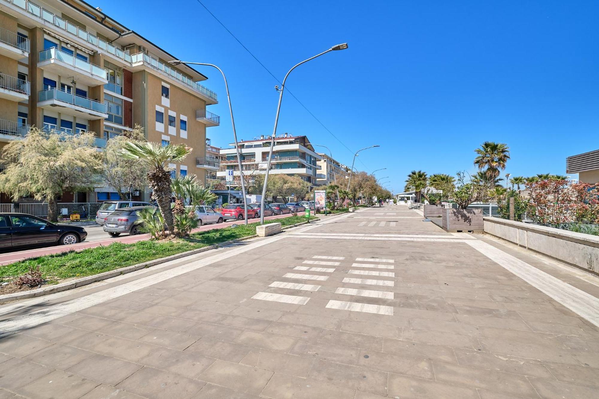 Appartamento Fronte Mare เปสการา ภายนอก รูปภาพ